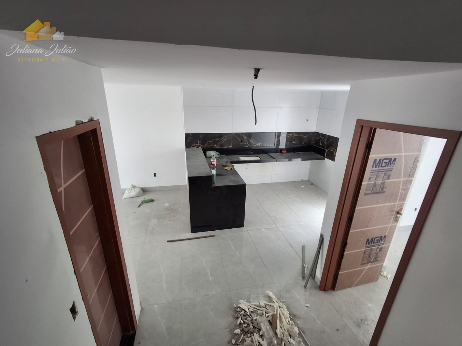 Casa à venda com 4 quartos, 115m² - Foto 18