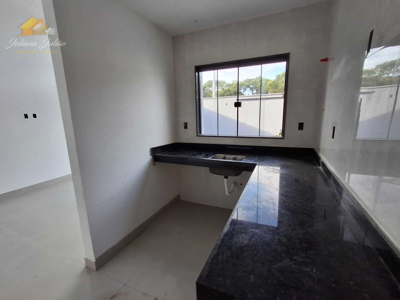 Casa à venda com 2 quartos, 53m² - Foto 10