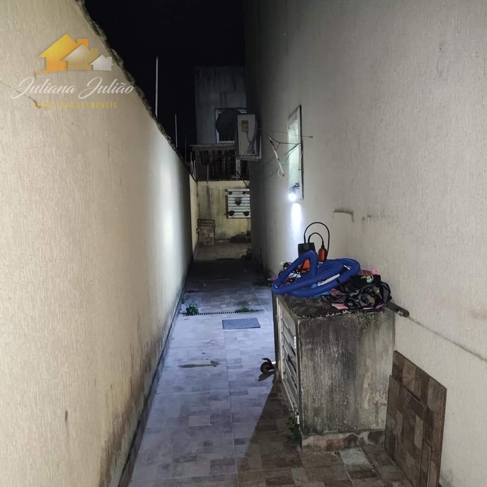 Casa à venda com 4 quartos, 110m² - Foto 14