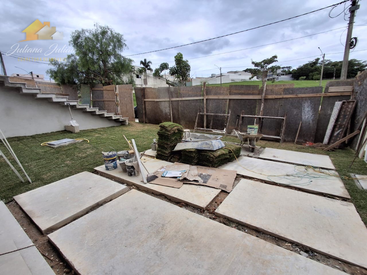 Casa à venda com 4 quartos, 270m² - Foto 3