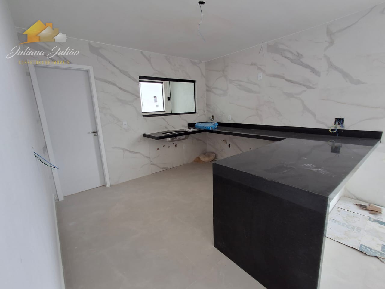 Casa à venda com 4 quartos, 270m² - Foto 11