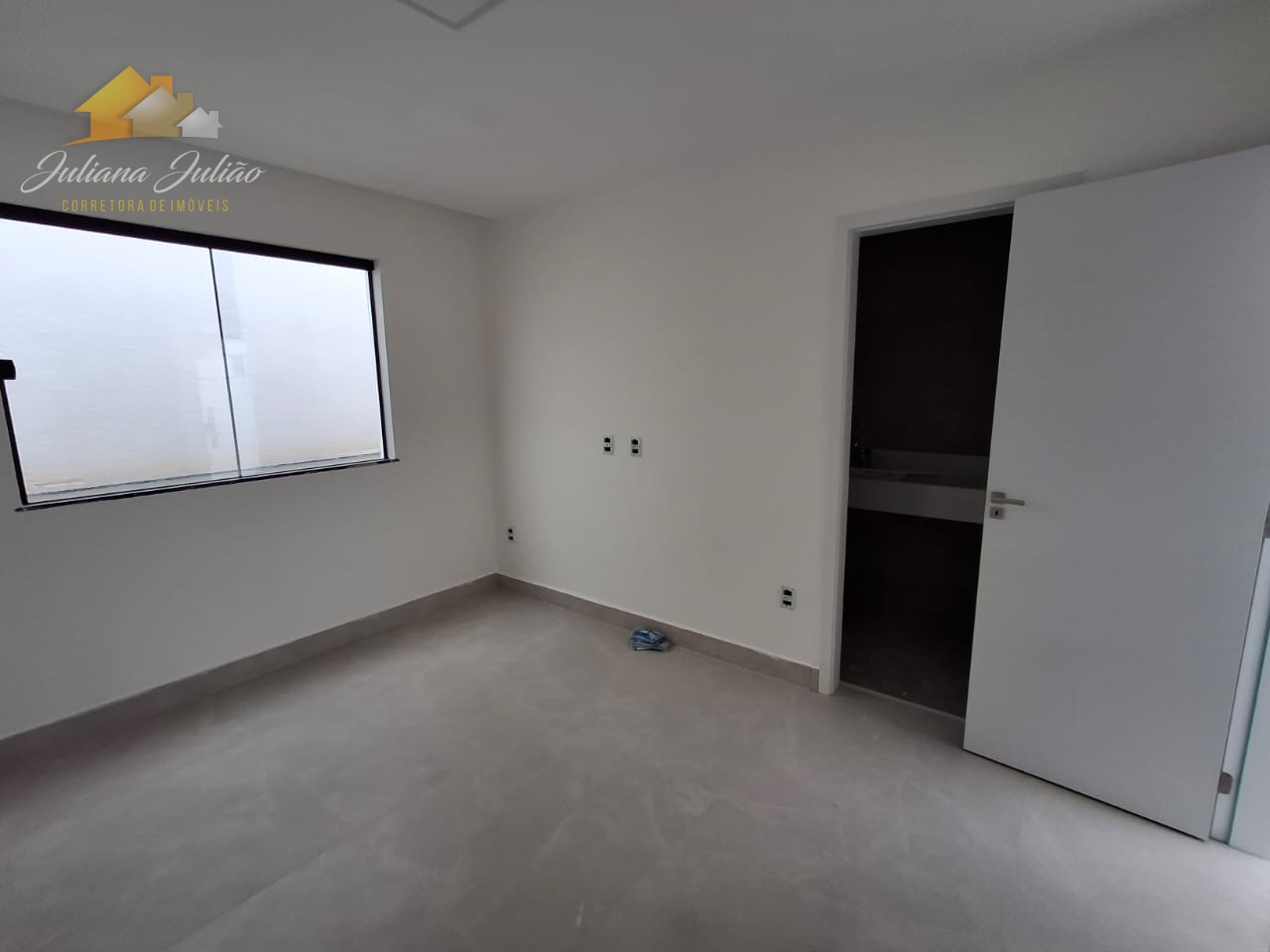 Casa à venda com 4 quartos, 270m² - Foto 25