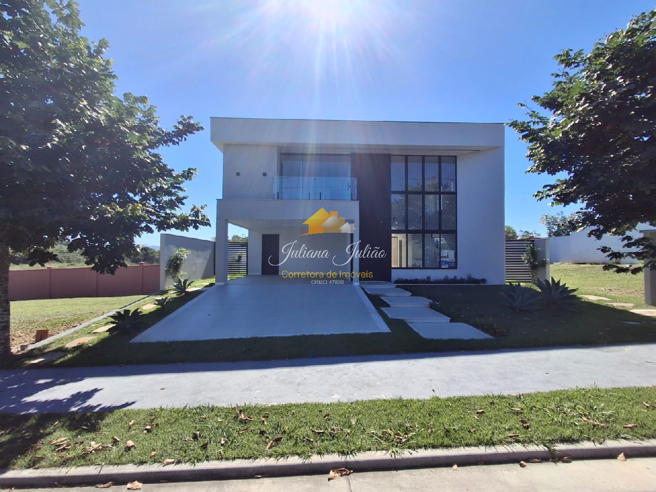 Casa à venda com 3 quartos, 233m² - Foto 3