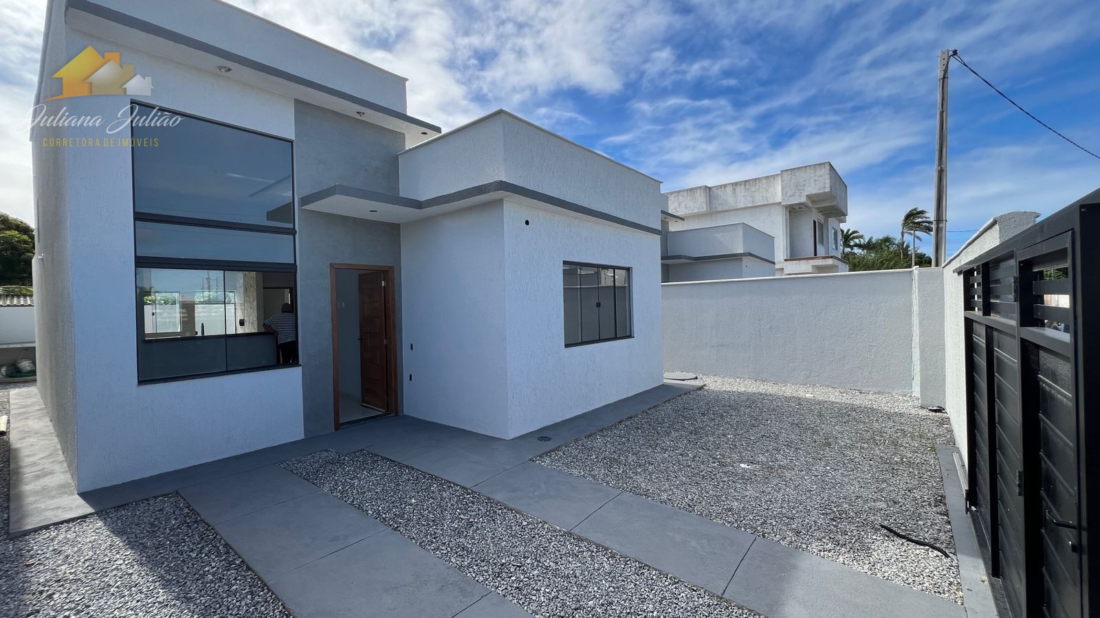 Casa à venda com 3 quartos, 120m² - Foto 1