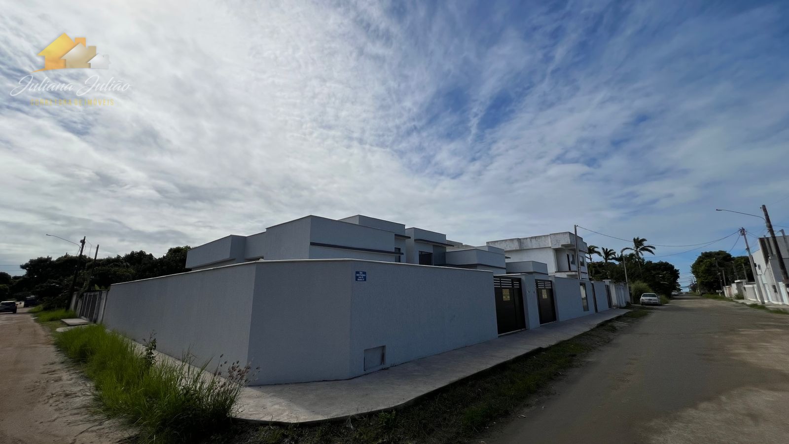 Casa à venda com 3 quartos, 120m² - Foto 2