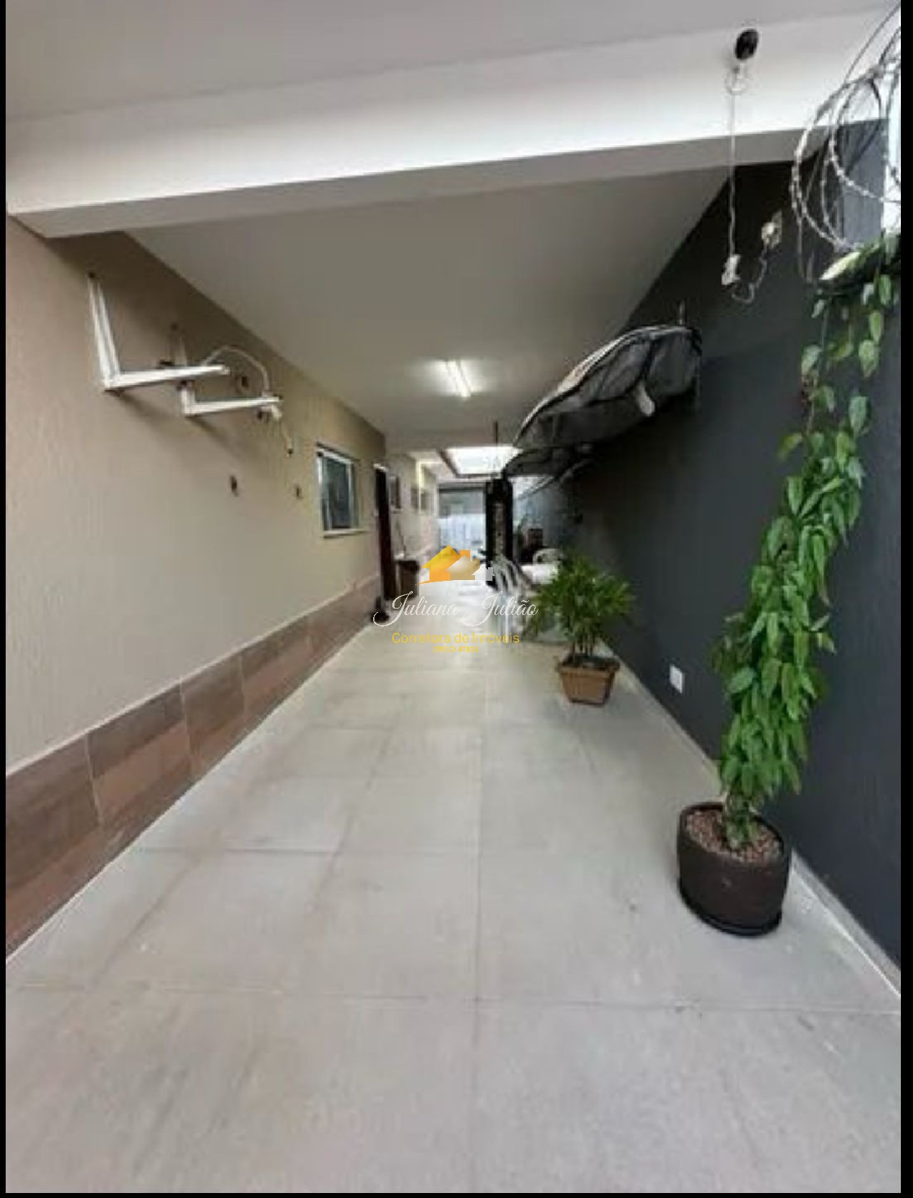 Casa à venda com 4 quartos, 320m² - Foto 3