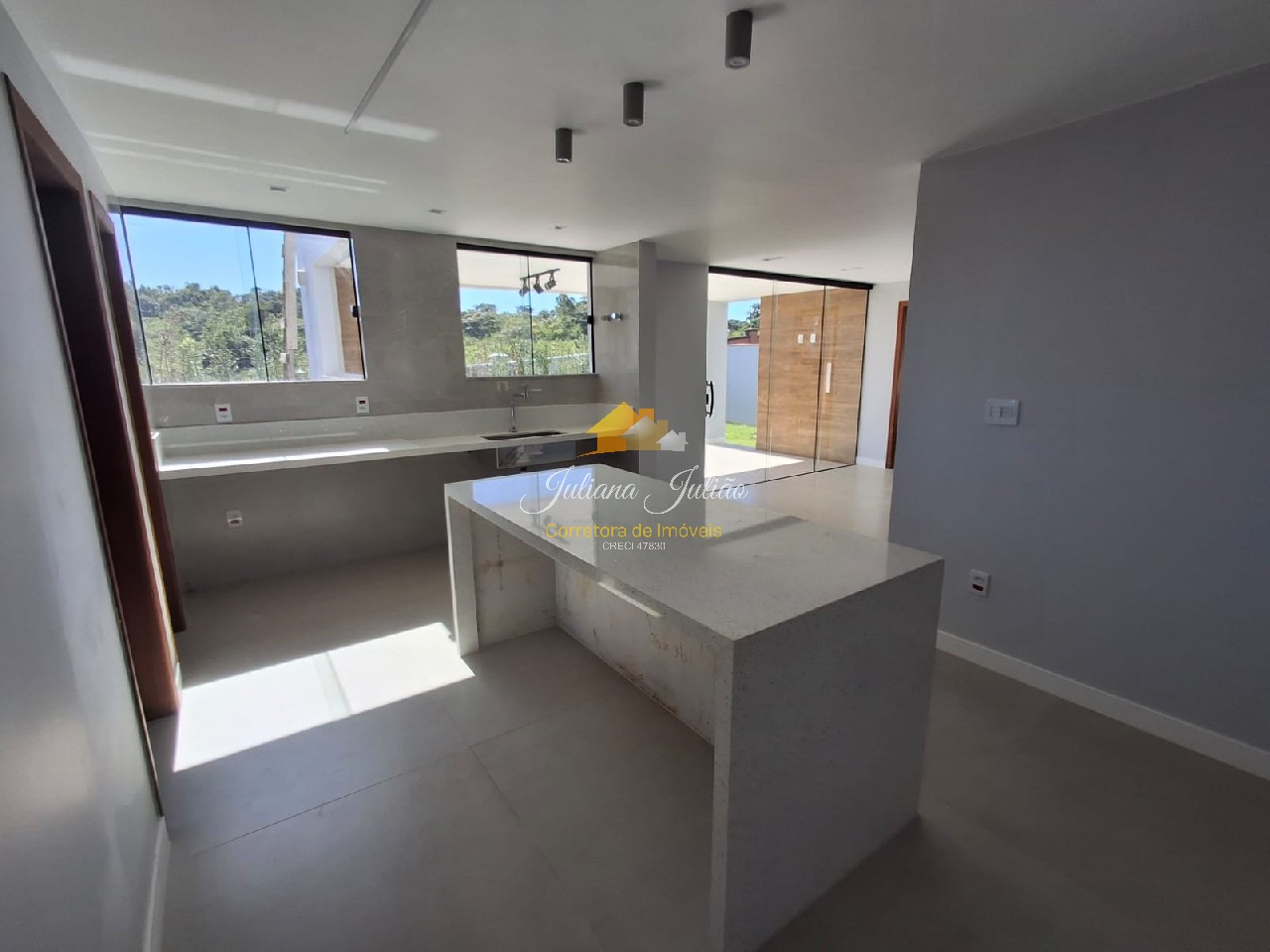 Casa à venda com 3 quartos, 233m² - Foto 15