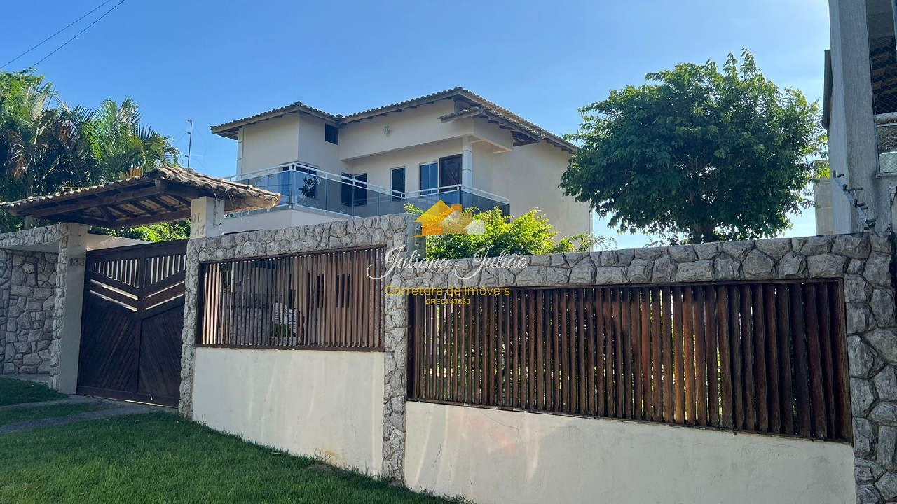 Casa à venda com 3 quartos, 149m² - Foto 1