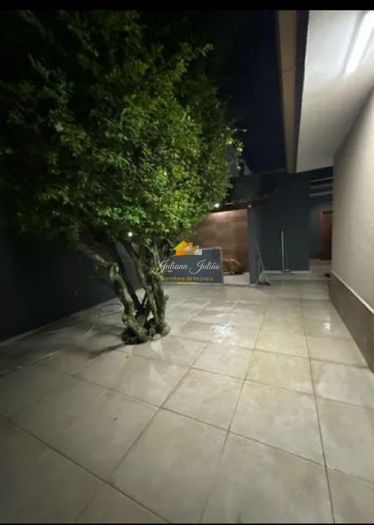 Casa à venda com 4 quartos, 320m² - Foto 18