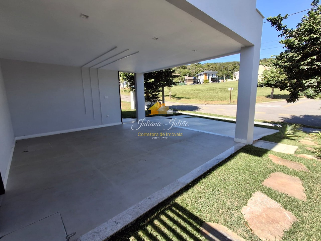 Casa à venda com 3 quartos, 233m² - Foto 4