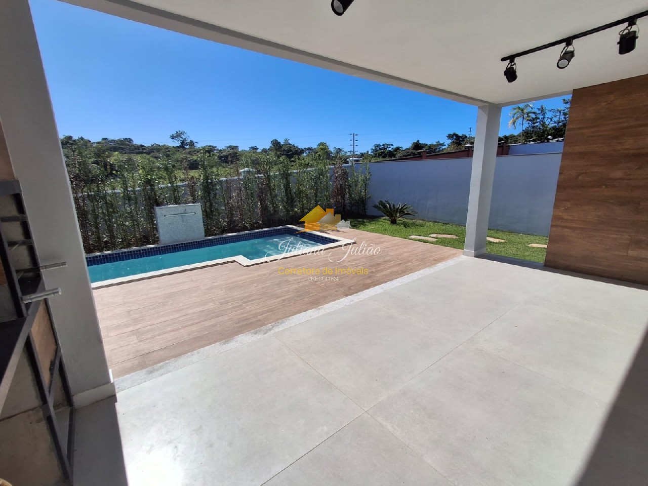 Casa à venda com 3 quartos, 233m² - Foto 25