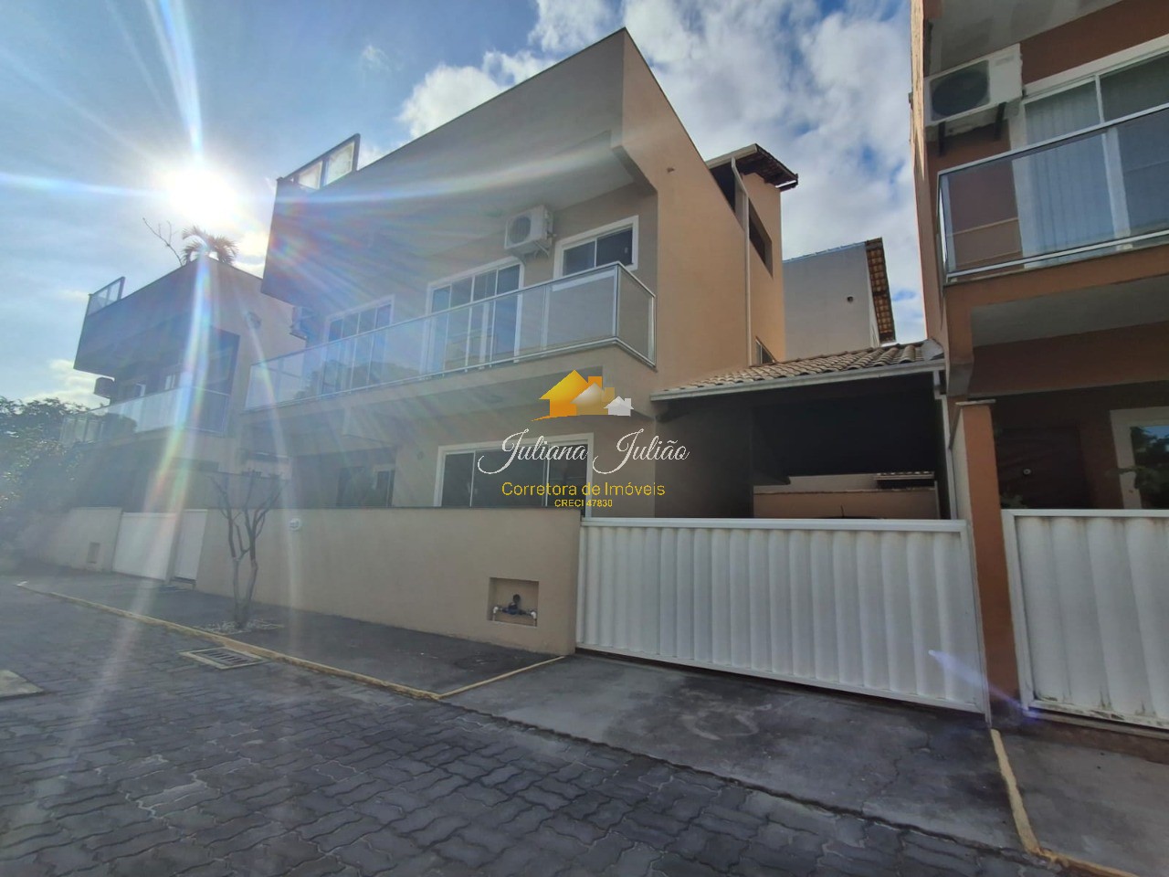 Casa à venda com 3 quartos, 150m² - Foto 2