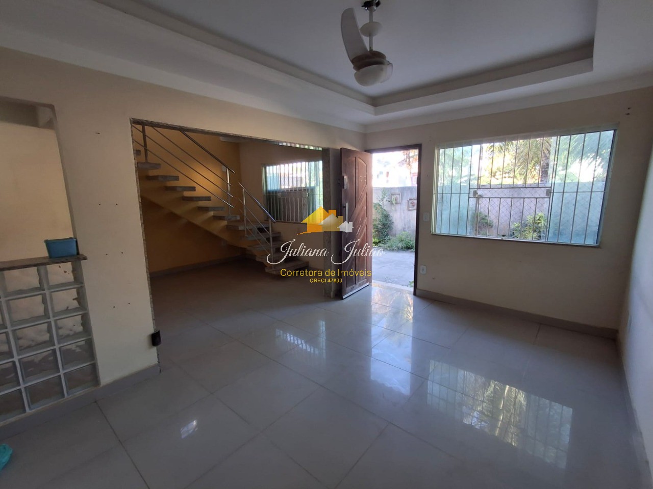 Casa à venda com 3 quartos, 110m² - Foto 4