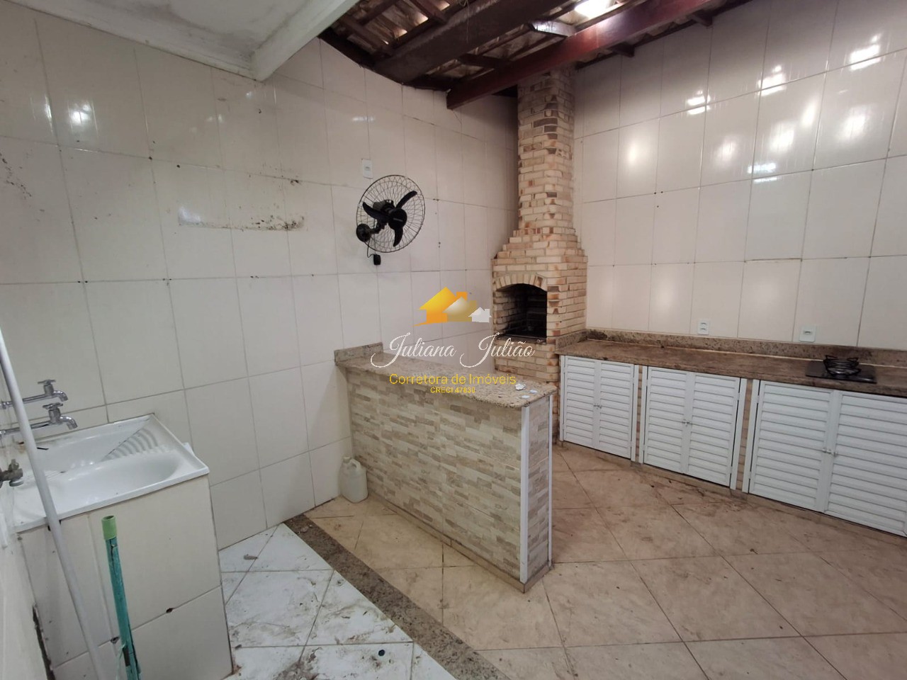 Casa à venda com 3 quartos, 110m² - Foto 14