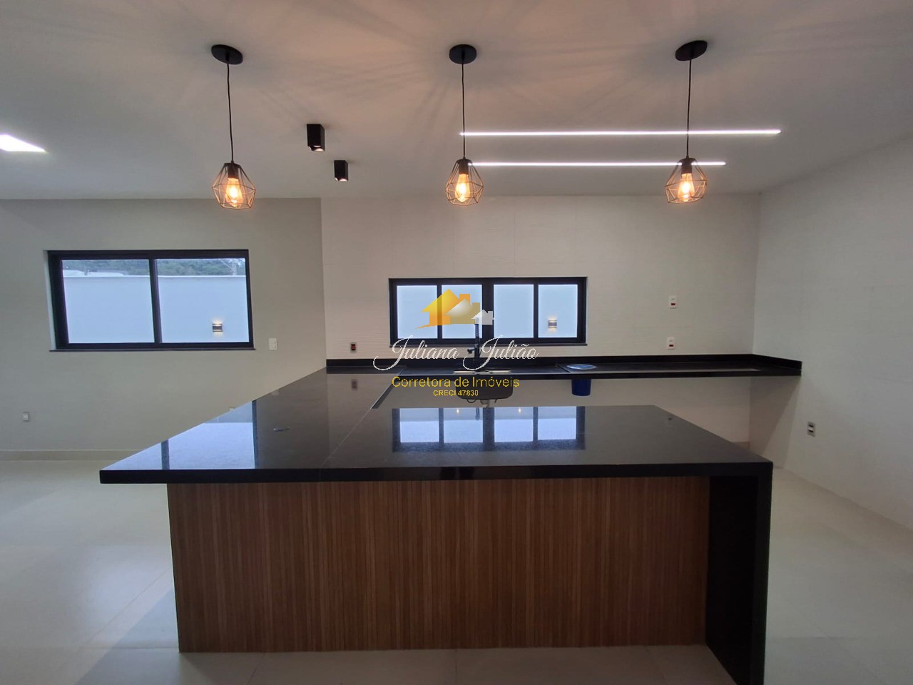Casa à venda com 3 quartos, 206m² - Foto 10