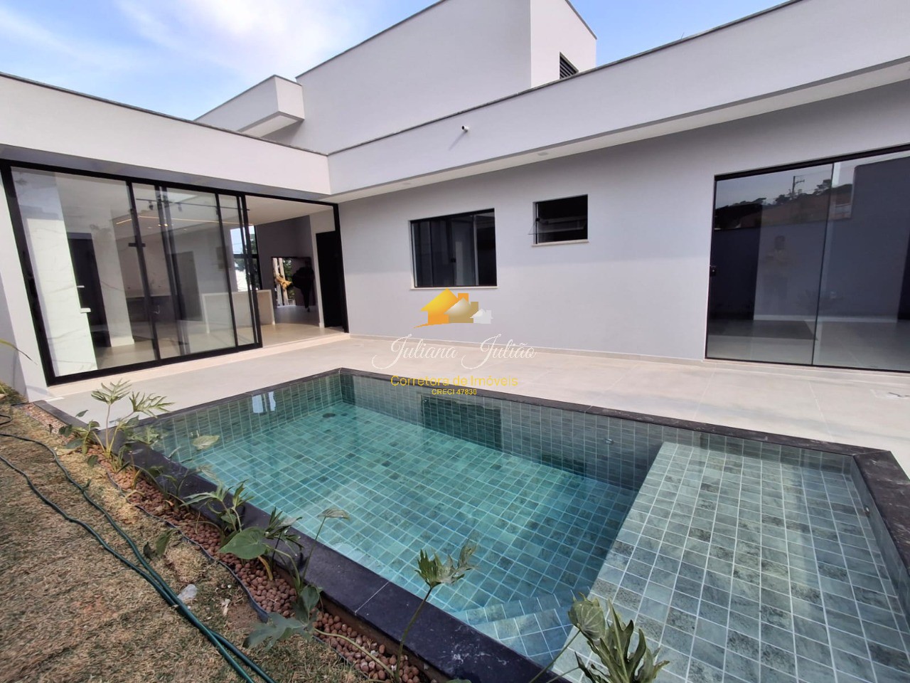 Casa à venda com 3 quartos, 206m² - Foto 36