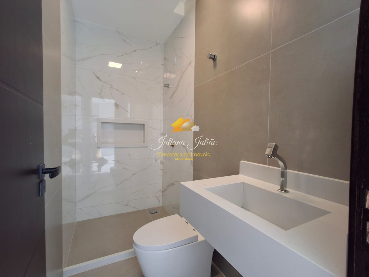 Casa à venda com 3 quartos, 206m² - Foto 25
