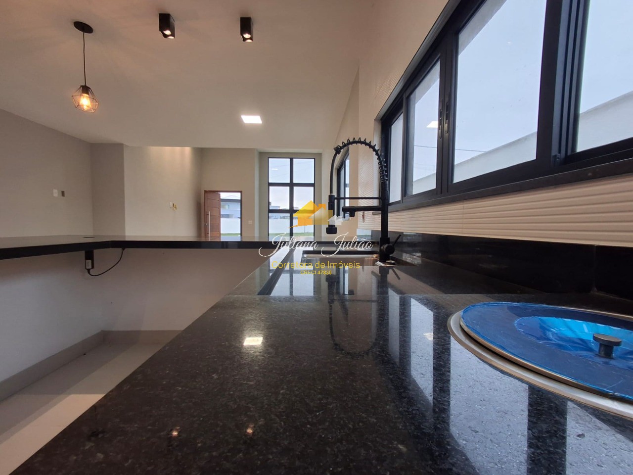 Casa à venda com 3 quartos, 206m² - Foto 12