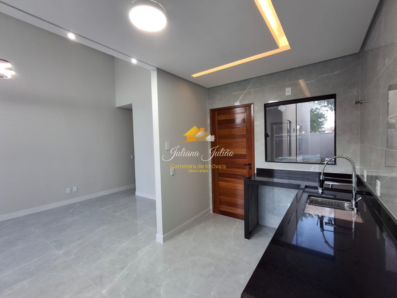 Casa à venda com 3 quartos, 89m² - Foto 13