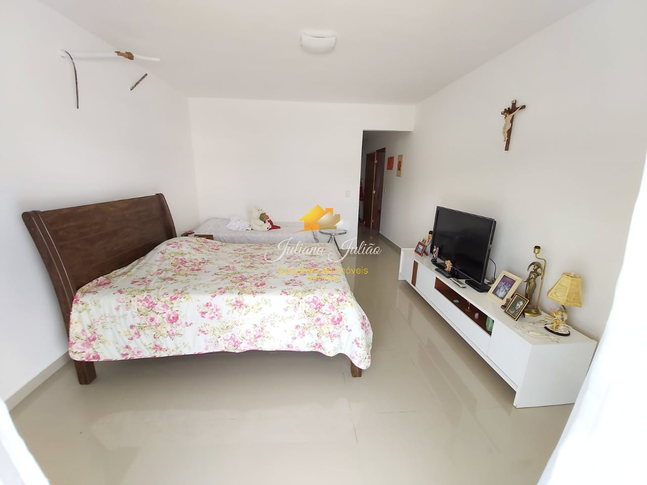 Casa à venda com 4 quartos, 330m² - Foto 17