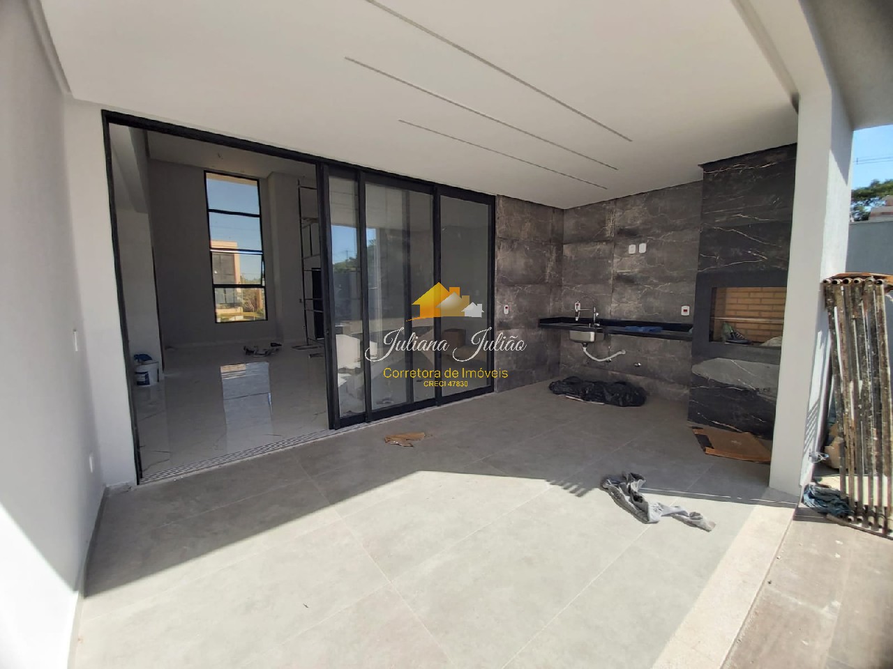 Casa à venda com 3 quartos, 227m² - Foto 28