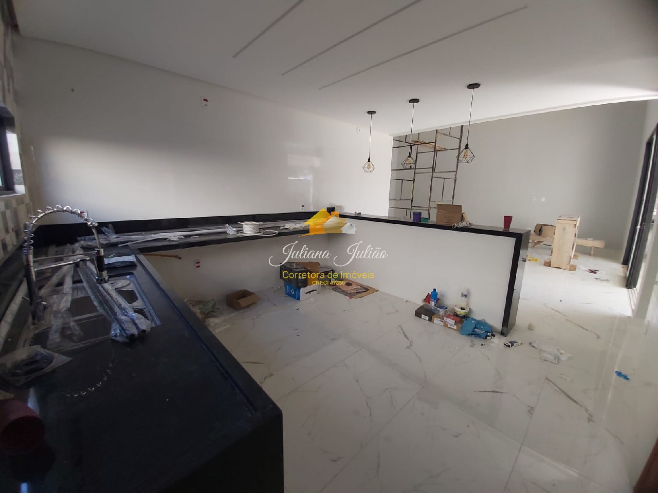 Casa à venda com 3 quartos, 227m² - Foto 10