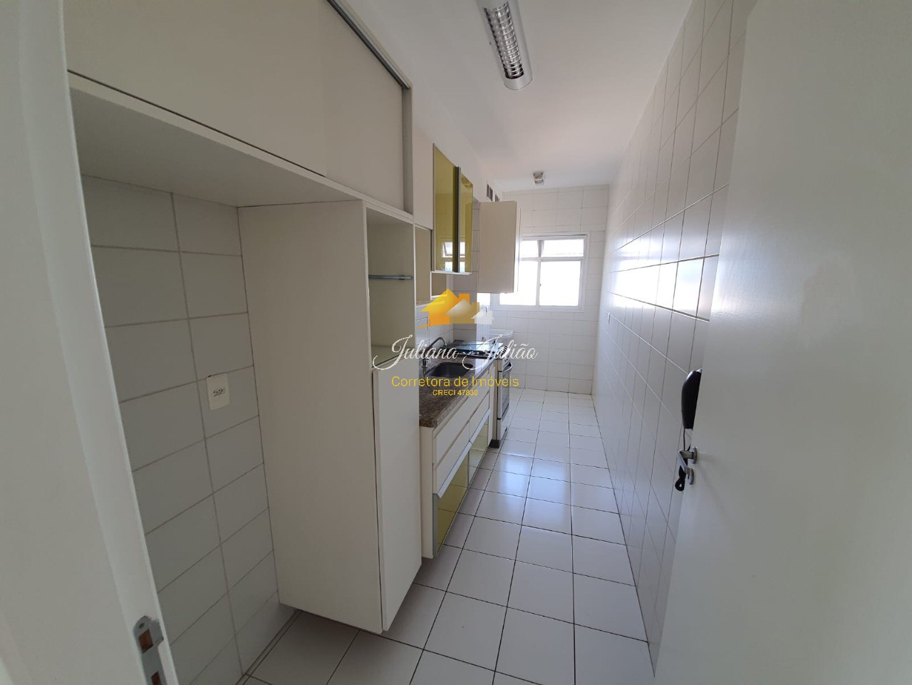 Apartamento à venda com 2 quartos, 68m² - Foto 33