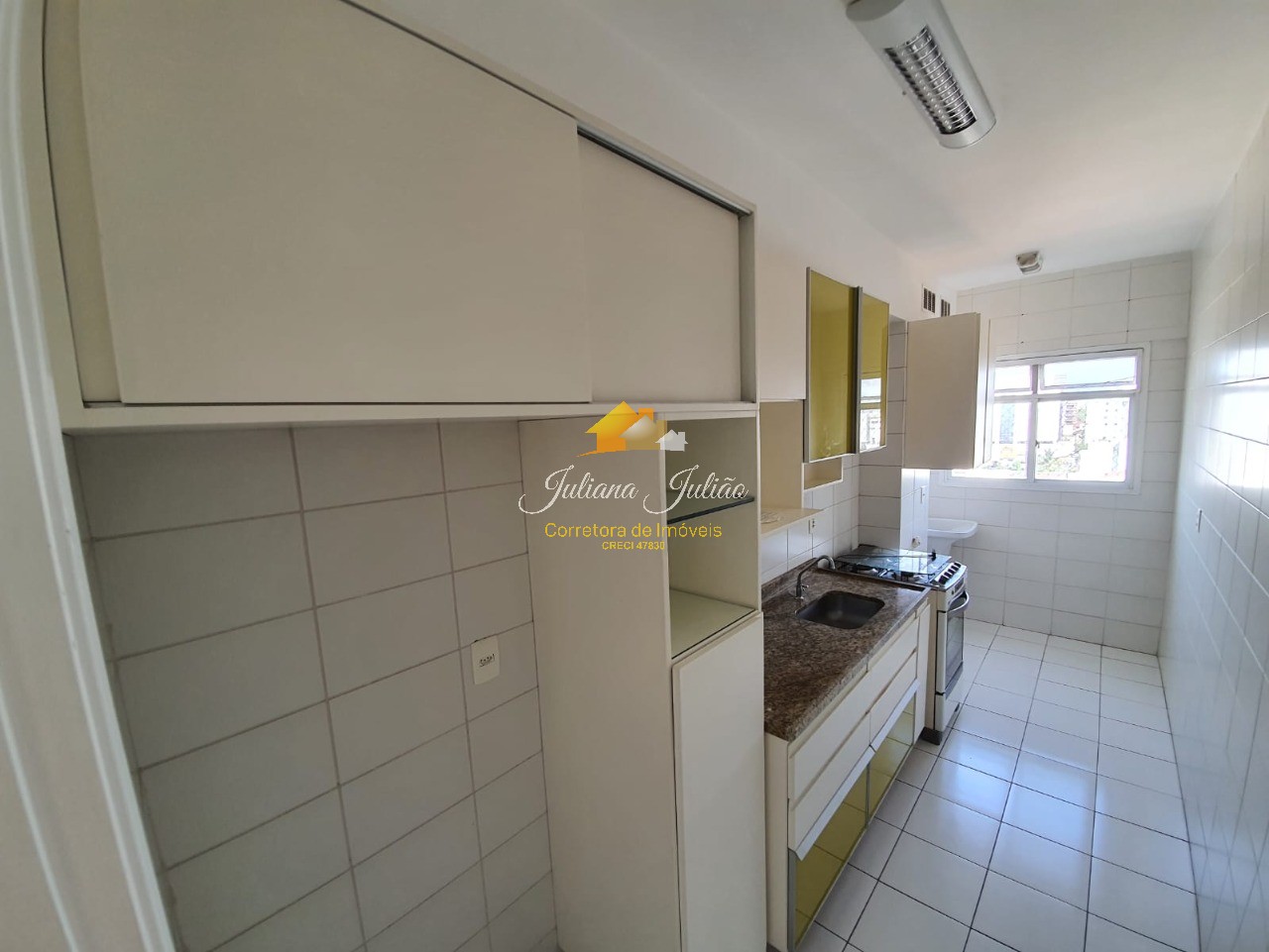 Apartamento à venda com 2 quartos, 68m² - Foto 29