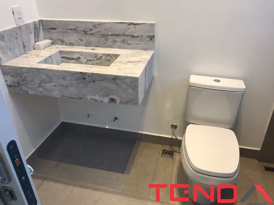 Casa, 3 quartos, 218 m² - Foto 6