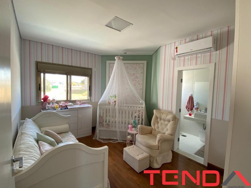 Casa, 3 quartos, 374 m² - Foto 4