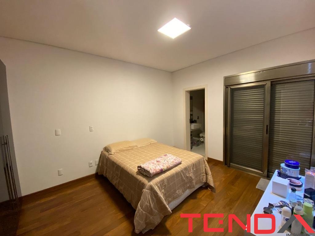 Casa, 3 quartos, 374 m² - Foto 3