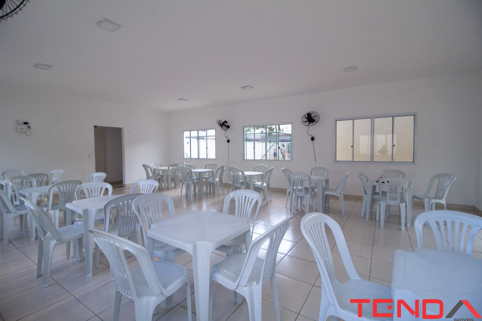 Apartamento à venda com 2 quartos, 46m² - Foto 22