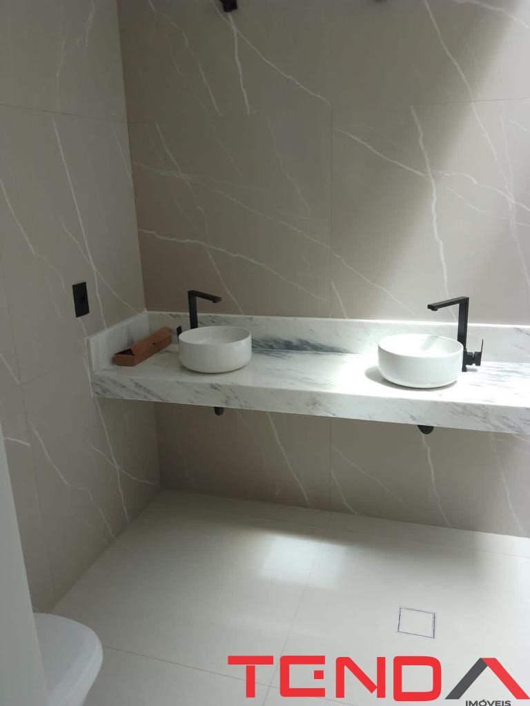 Casa, 3 quartos, 250 m² - Foto 11