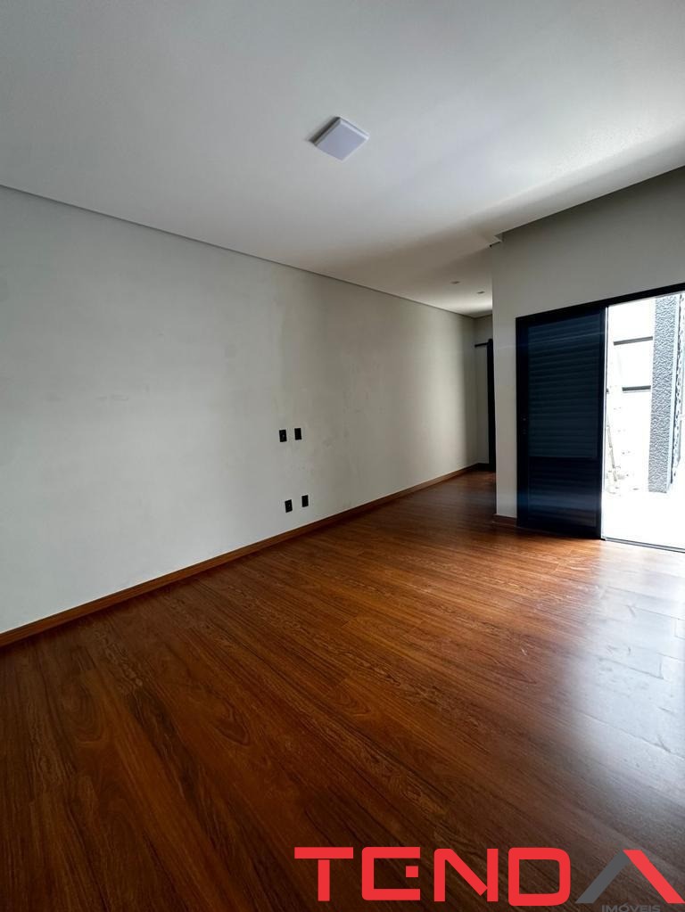 Casa, 3 quartos, 250 m² - Foto 8