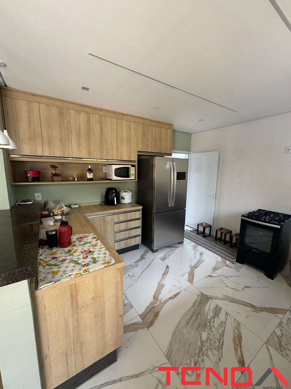 Casa, 3 quartos, 239 m² - Foto 35