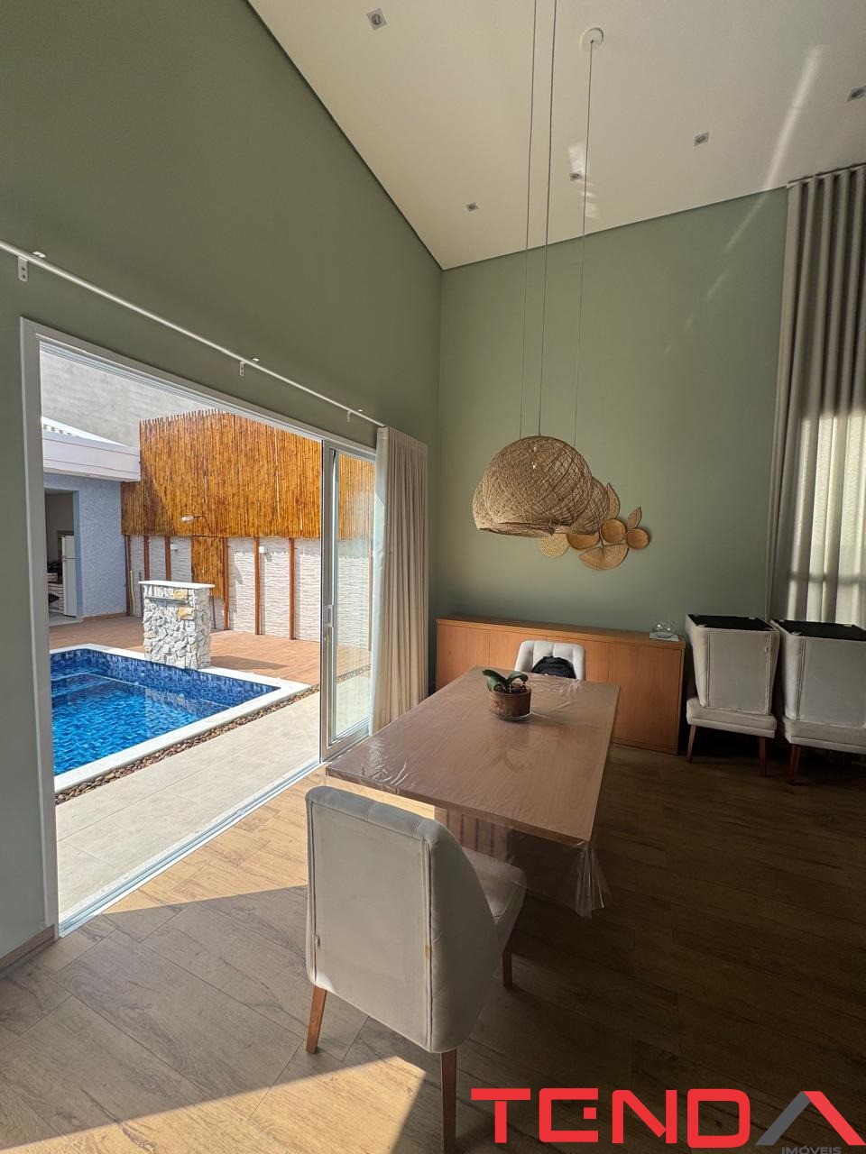 Casa, 3 quartos, 239 m² - Foto 34
