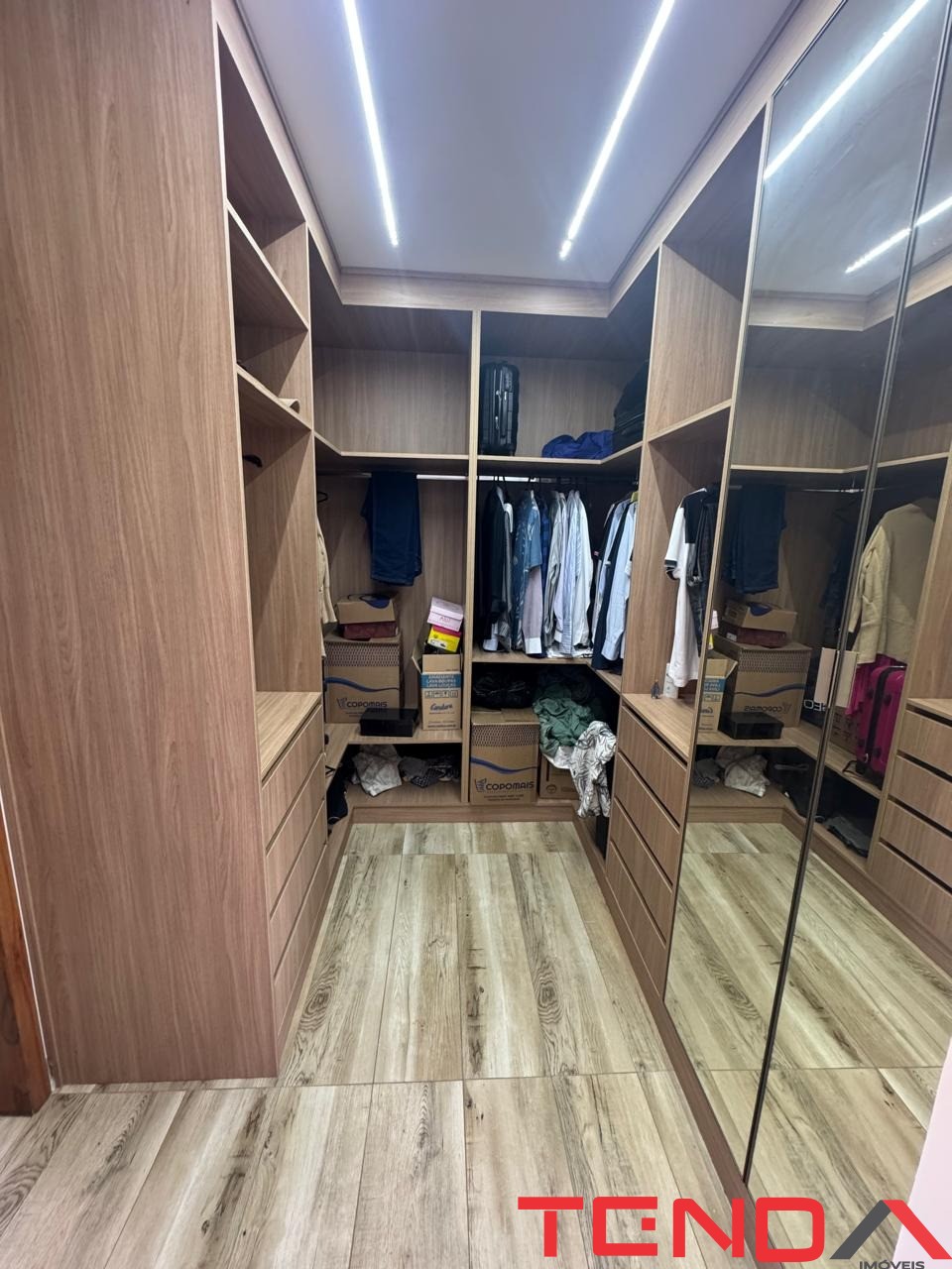 Casa, 3 quartos, 239 m² - Foto 10