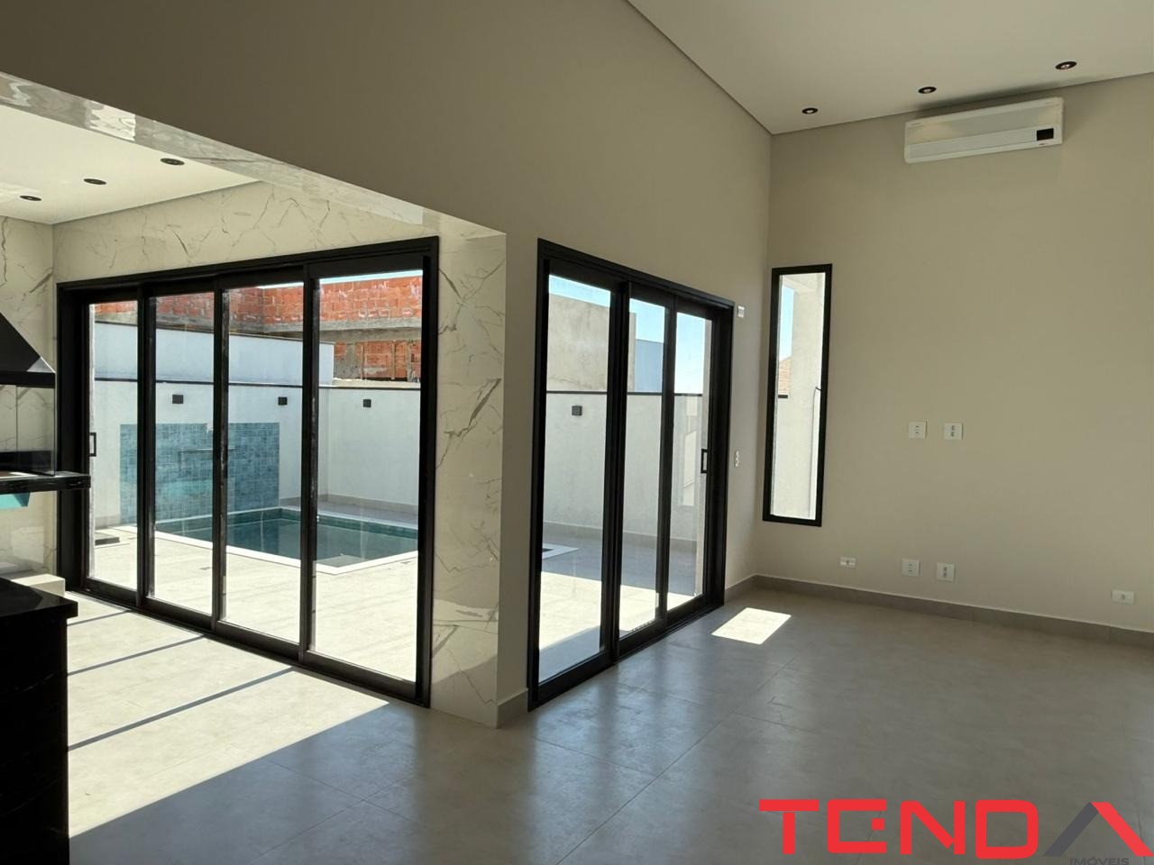 Casa, 4 quartos, 259 m² - Foto 11