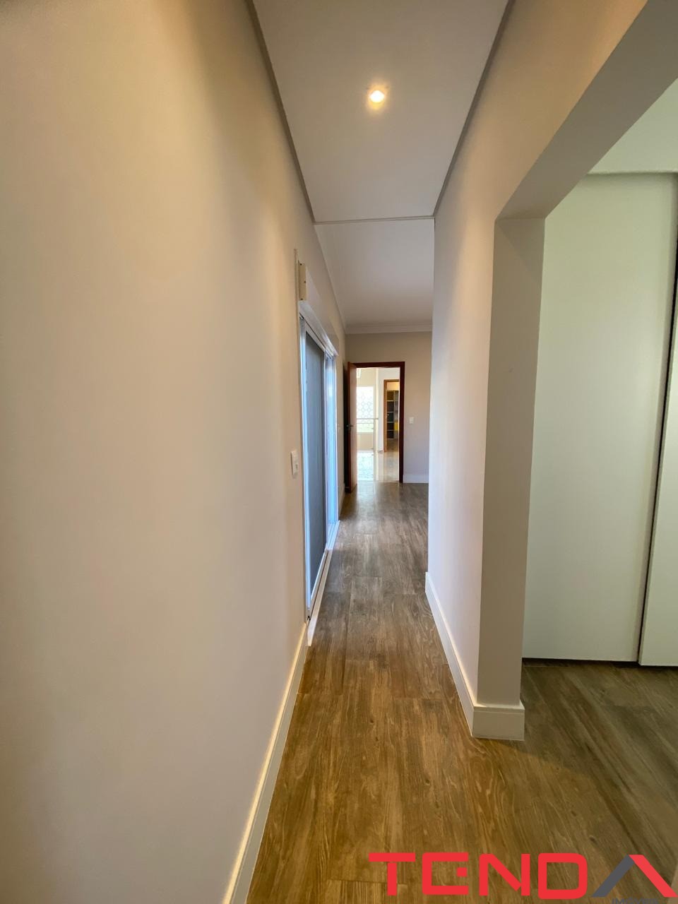 Casa, 4 quartos, 305 m² - Foto 9
