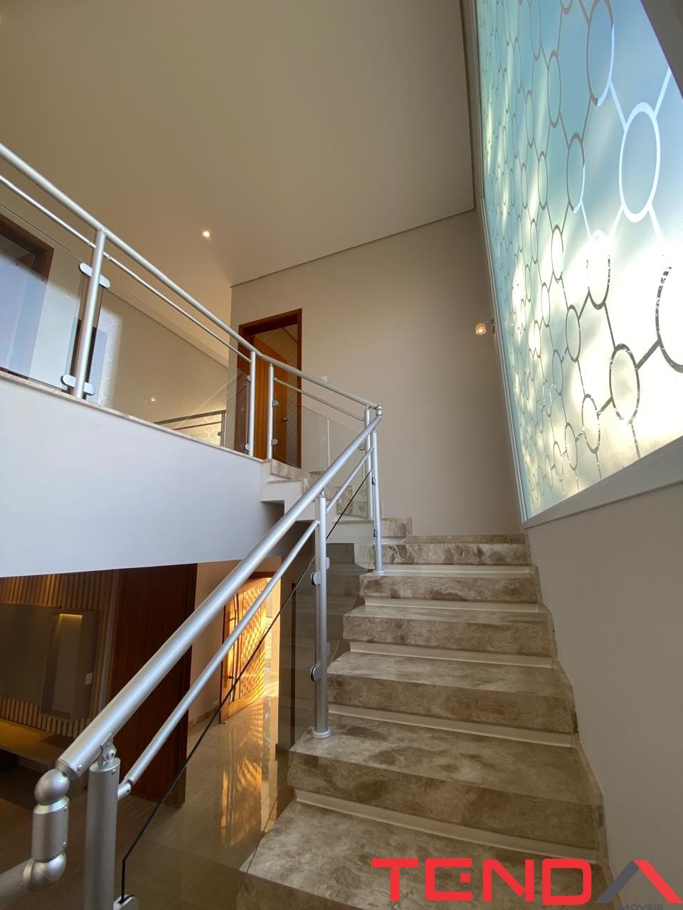 Casa, 4 quartos, 305 m² - Foto 4