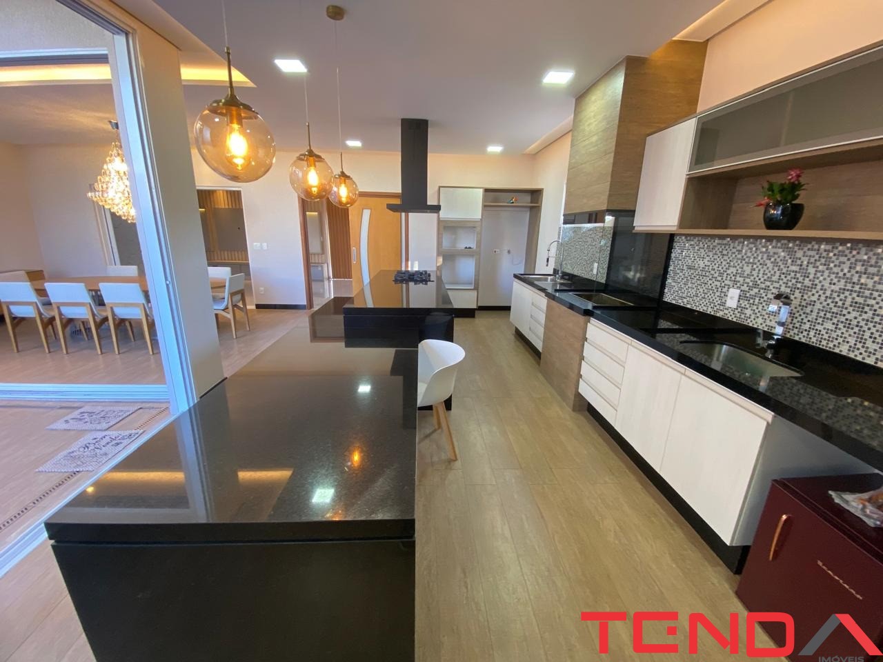 Casa, 4 quartos, 305 m² - Foto 21