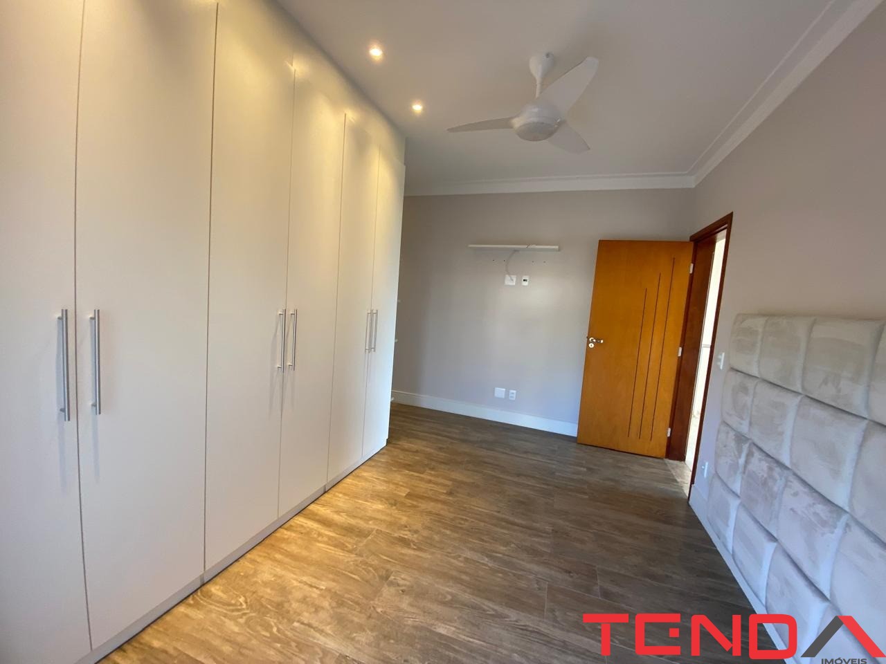 Casa, 4 quartos, 305 m² - Foto 12
