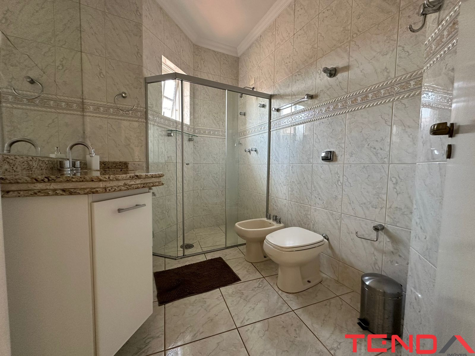 Casa, 3 quartos, 223 m² - Foto 16