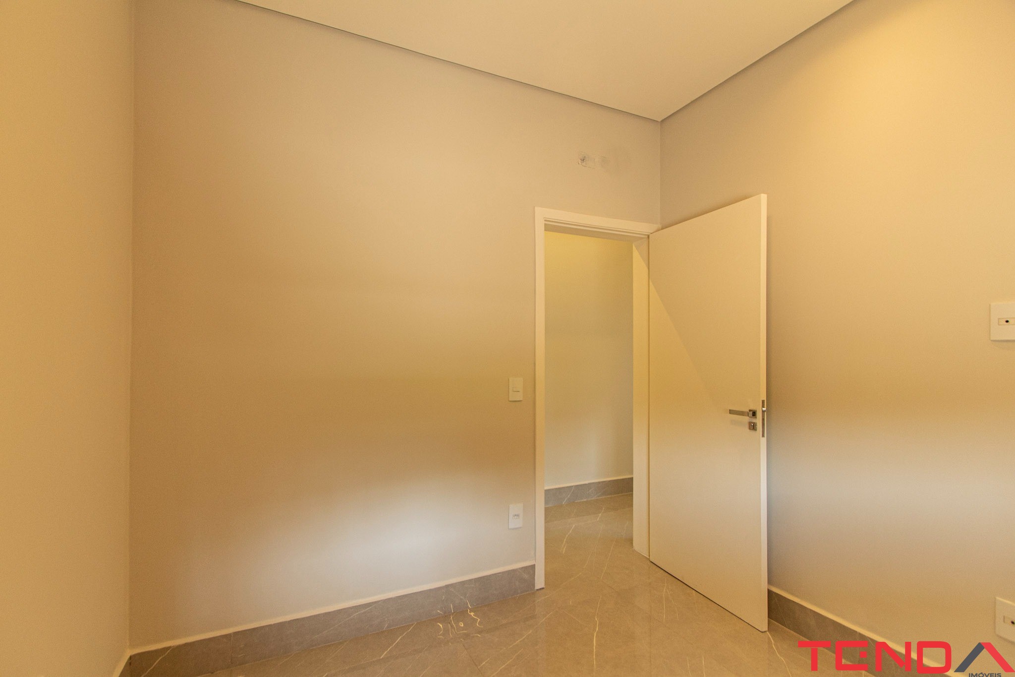 Casa, 5 quartos, 237 m² - Foto 6
