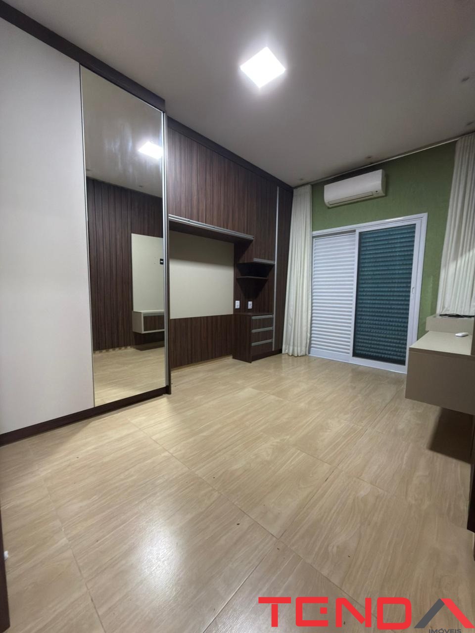 Casa, 3 quartos, 300 m² - Foto 15