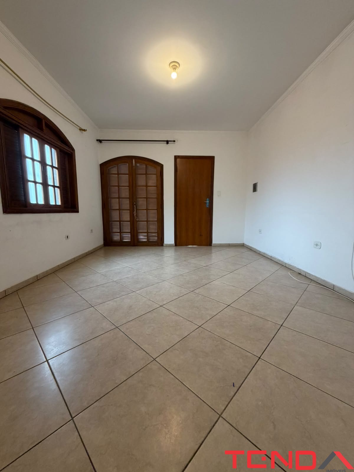 Casa, 3 quartos, 250 m² - Foto 1