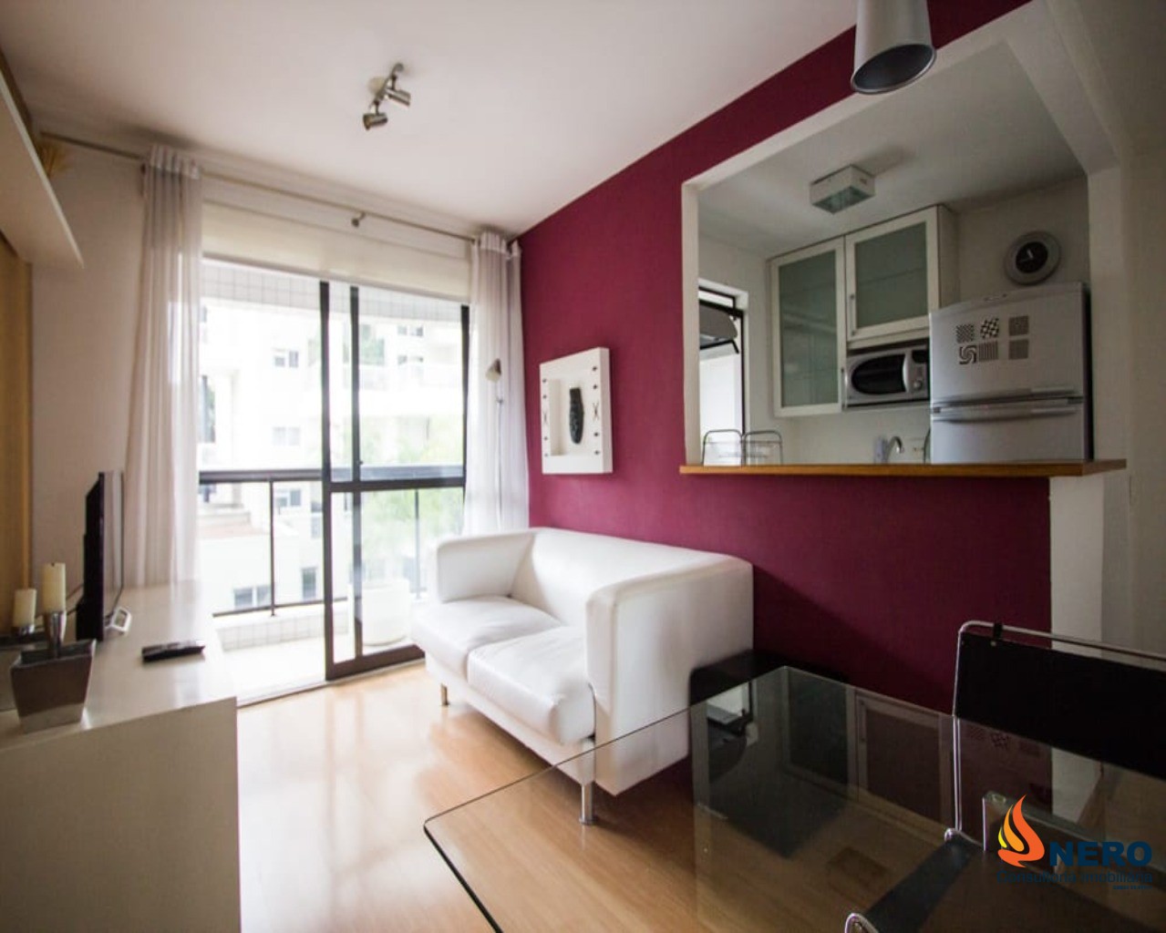 APARTAMENTO MOBILIADO VILA NOVA CONCEIÇÃO, 1 DORMITÓRIO, COZINHA AMERICANA, 1 VAGA.