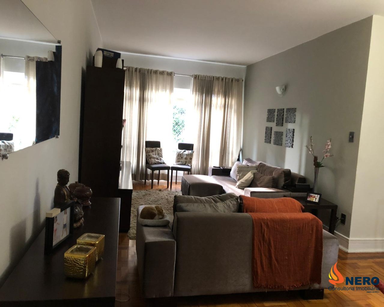 APARTAMENTO AMPLO, 110 METROS, 2 DORMITÓRIOS, 1 SUITE, ÓTIMA LOCALIZAÇÃO.