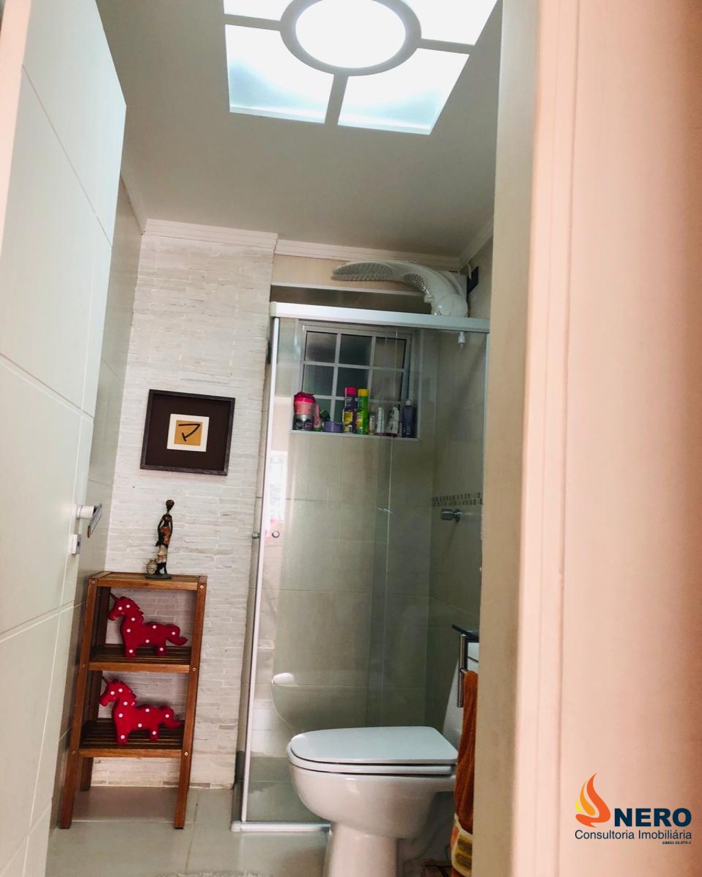 APARTAMENTO AMPLO, 110 METROS, 2 DORMITÓRIOS, 1 SUITE, ÓTIMA LOCALIZAÇÃO.