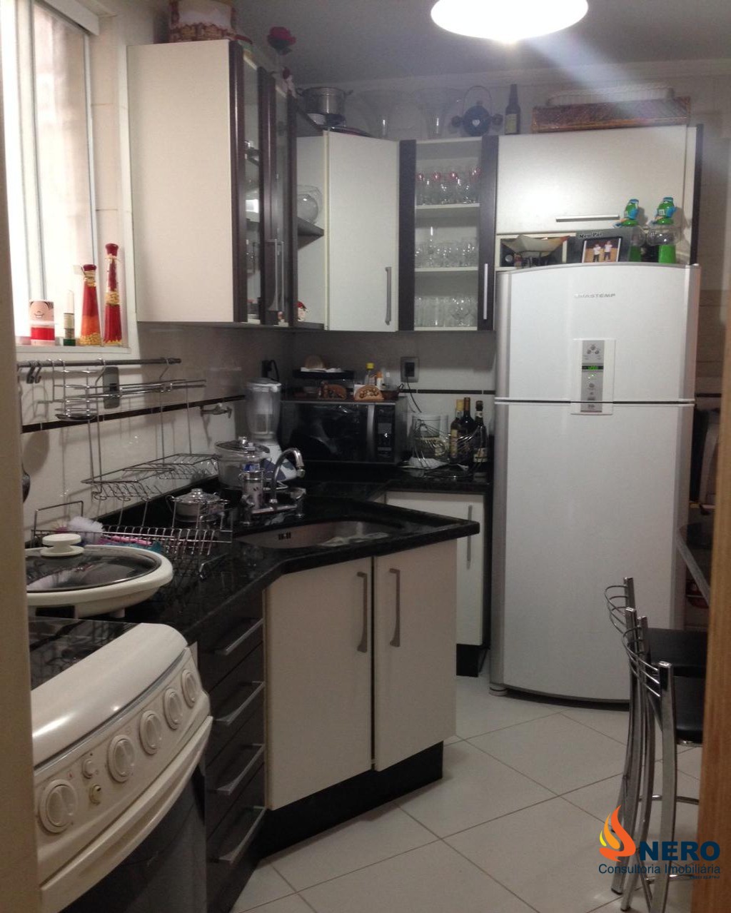 APARTAMENTO AMPLO, 110 METROS, 2 DORMITÓRIOS, 1 SUITE, ÓTIMA LOCALIZAÇÃO.